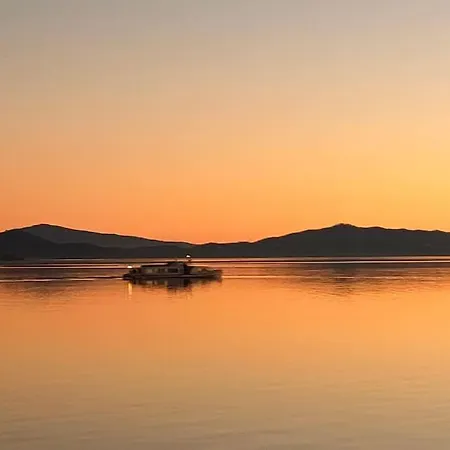 Вилла Trasimeno Country W Pool Туоро-суль-Тразимено