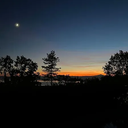 Trasimeno Country W Pool * Туоро-суль-Тразимено