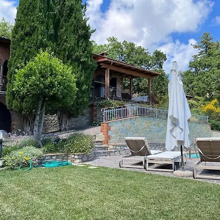 فيلة Trasimeno Country W Pool